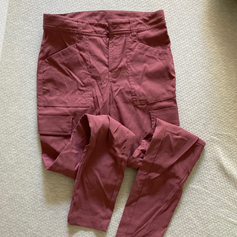 MEC Terrena High Rise Cargo Pants | MEC hiking pants | TALL size 6